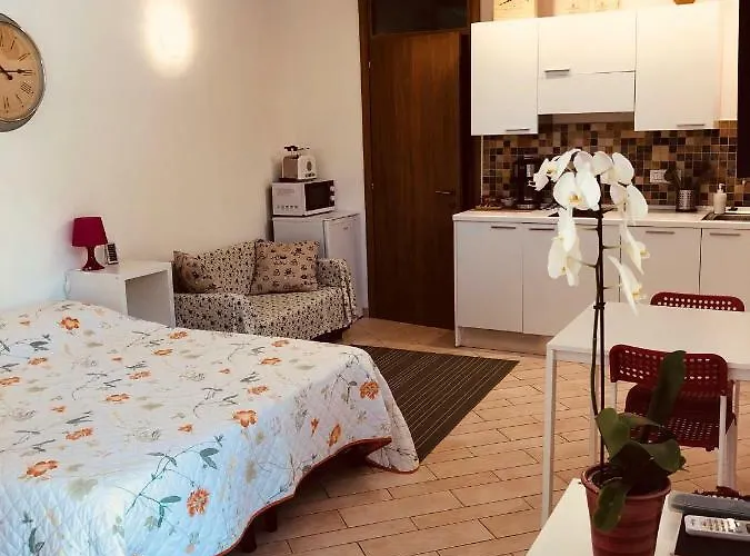 La Dolce With Free Private Parking