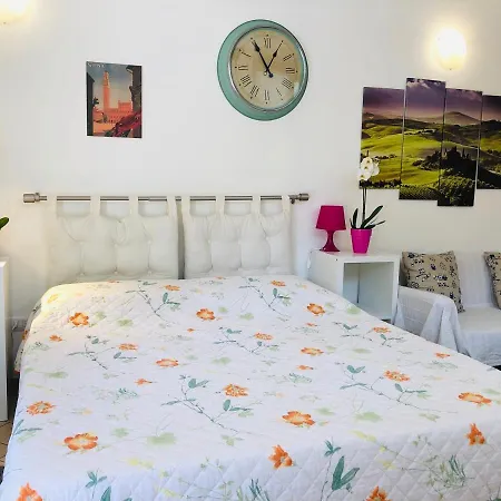 La Dolce With Free Private Parking