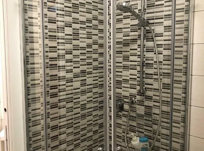 La Dolce With Free Private Parking דירה