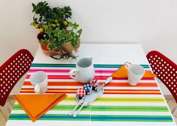 La Dolce With Free Private Parking *