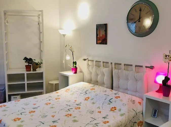 La Dolce With Free Private Parking