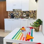 La Dolce With Free Private Parking Apartment *