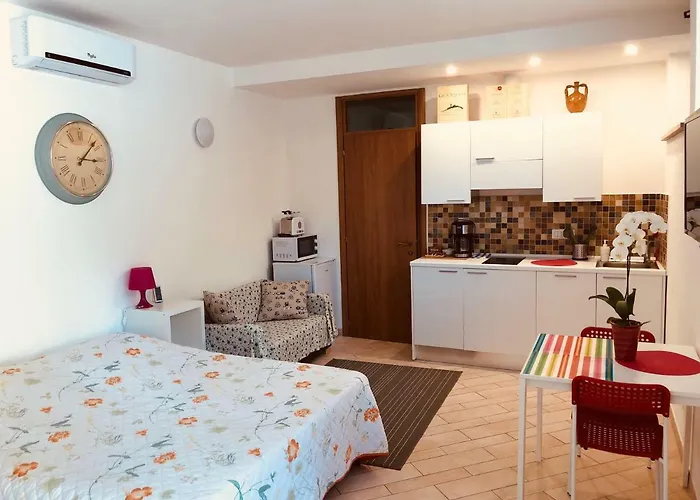 La Dolce With Free Private Parking Apartamento